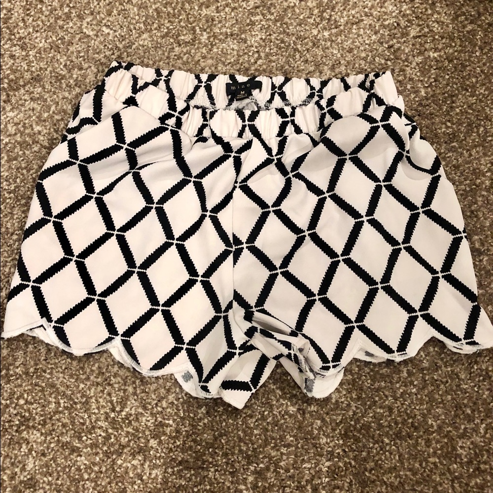 Mine Shorts Black & White Medium
